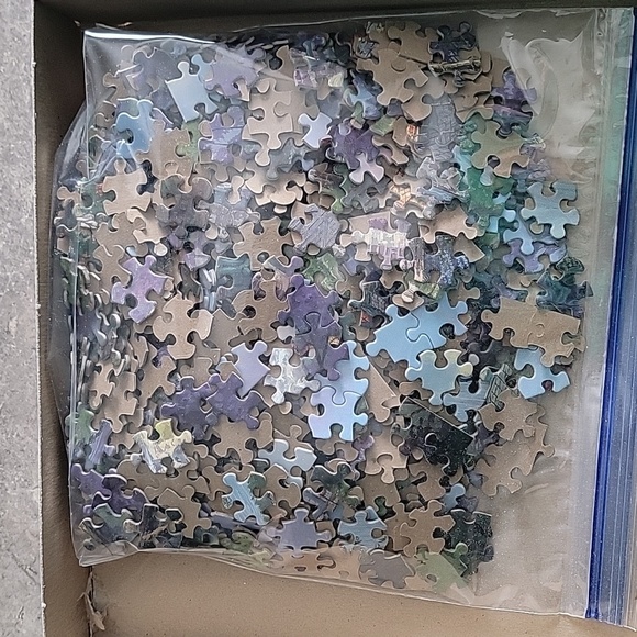 (J6) Thomas KinKade 1000 jigsaw Puzzle - Picture 3 of 5